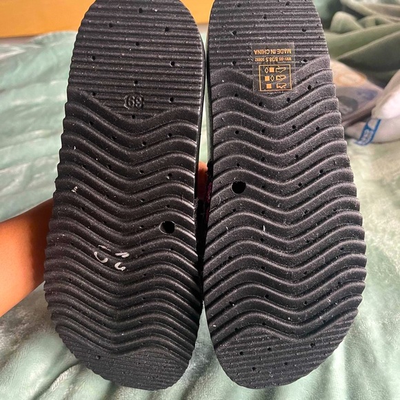 Women’s crochet black platform sandals size 8 - Picture 3 of 3